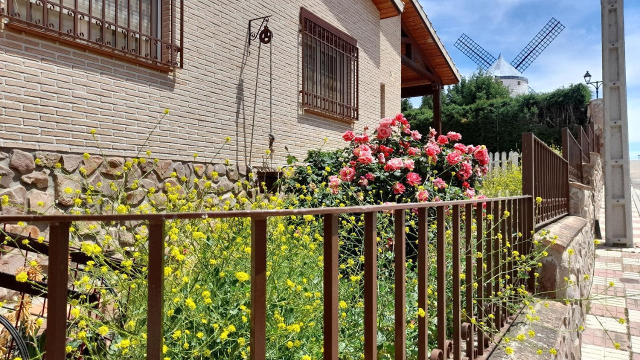 Vivencias Casa Rural Para 10 Personas Camunas Exterior photo